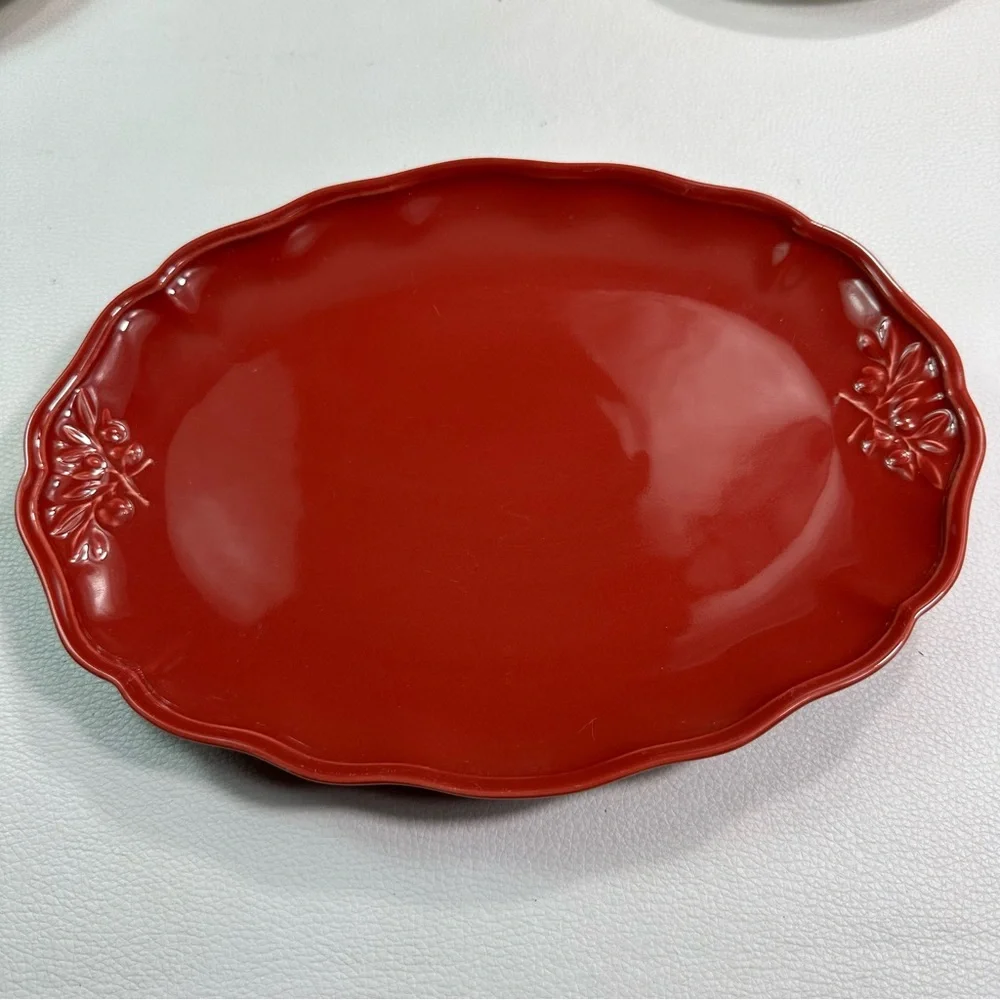 Sur La Table Oval Serving platter 12.5”x9.5” Burgundy Rustic Autumn Oven Safe